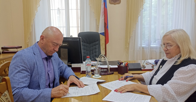 Крымстат подписал соглашение о взаимодействии с Уполномоченным по правам человека в Республике Крым
